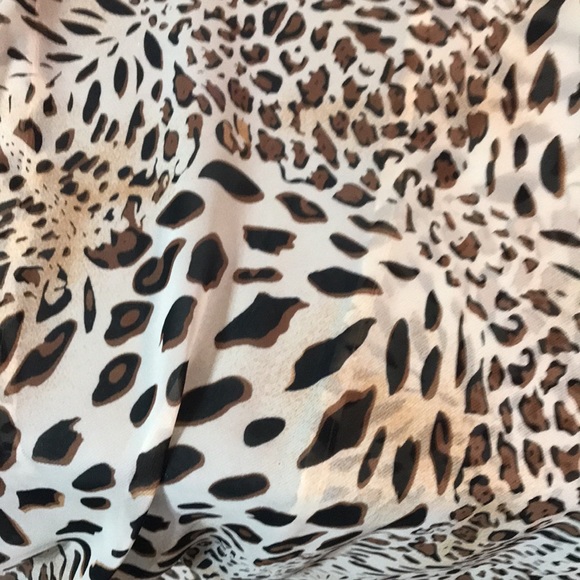 Do Anything In Love Top - Picture 5 of 7